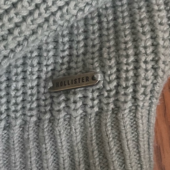 Cute Hollister stripes sweater - Picture 4 of 4